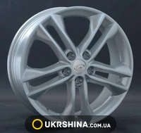 Литые диски Replay Hyundai (HND90) W6.5 R18 PCD5x114.3 ET48 DIA67.1 silver