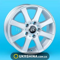 Литые диски Replica Hyundai (JT461R) W6 R15 PCD5x114.3 ET35 DIA67.1 silver