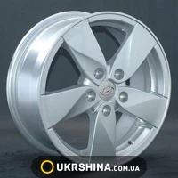 Литые диски Replay Renault (RN45) W6.5 R16 PCD5x114.3 ET47 DIA66.1 silver
