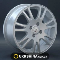 Литые диски Replay Renault (RN47) W6 R15 PCD5x114.3 ET45 DIA66.1 silver