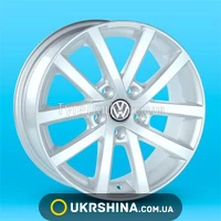 Литые диски Replica Volkswagen (JT1221) W7.5 R17 PCD5x112 ET40 DIA57.1 silver
