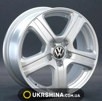 Литые диски Replay Volkswagen (VV53) W6 R15 PCD5x100 ET40 DIA57.1 silver