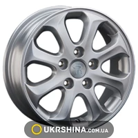 Литые диски Replay Hyundai (HND23) W5.5 R15 PCD4x100 ET46 DIA54.1 silver