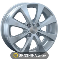 Литые диски Replay Hyundai (HND73) W6 R15 PCD4x114.3 ET43 DIA67.1 silver