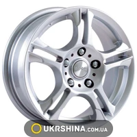Литые диски Скад Стар W6 R15 PCD5x114.3 ET45 DIA67.1 селена