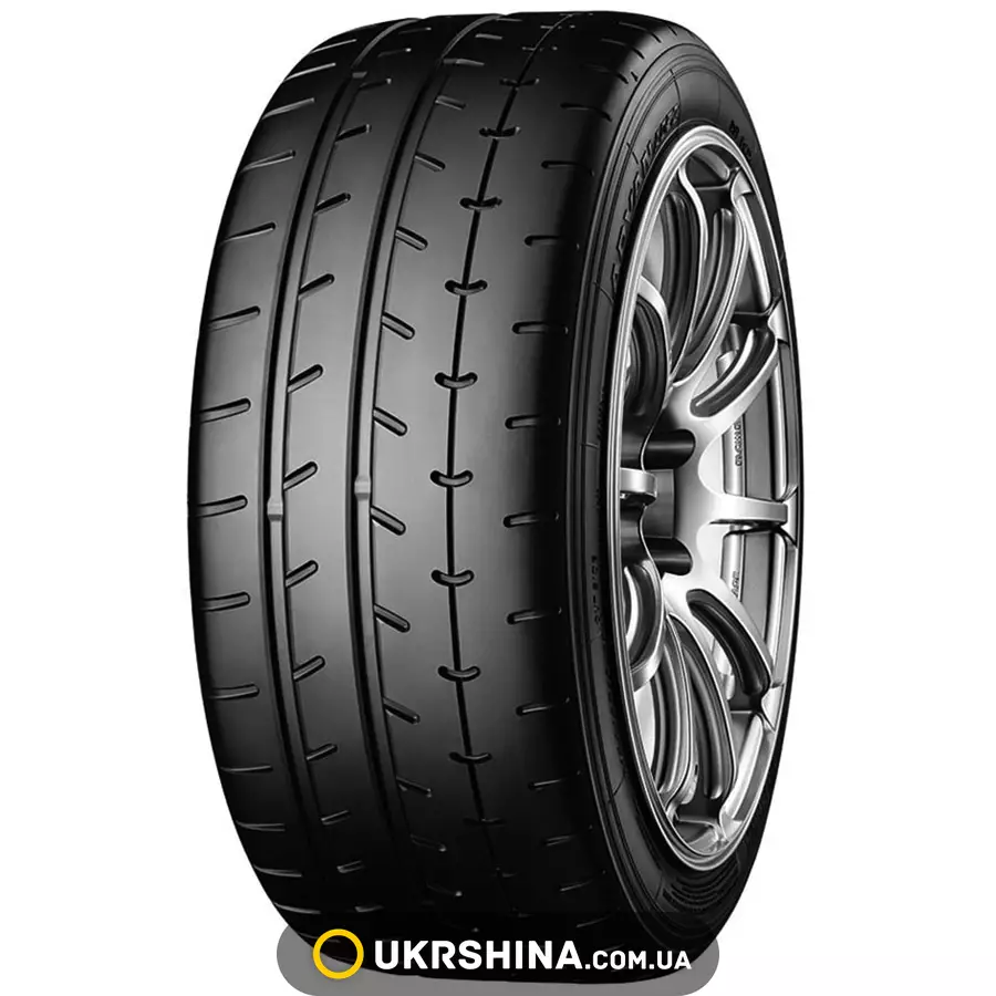 Летние шины Yokohama Advan A052
